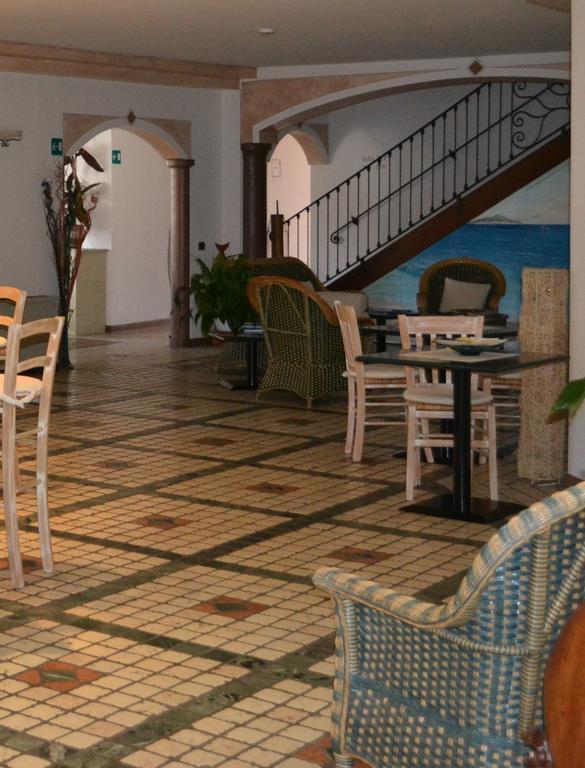 Hotel Delfino Arzachena Esterno foto